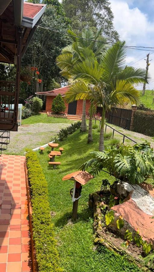 El Cielo Jardin Hotel Luaran gambar